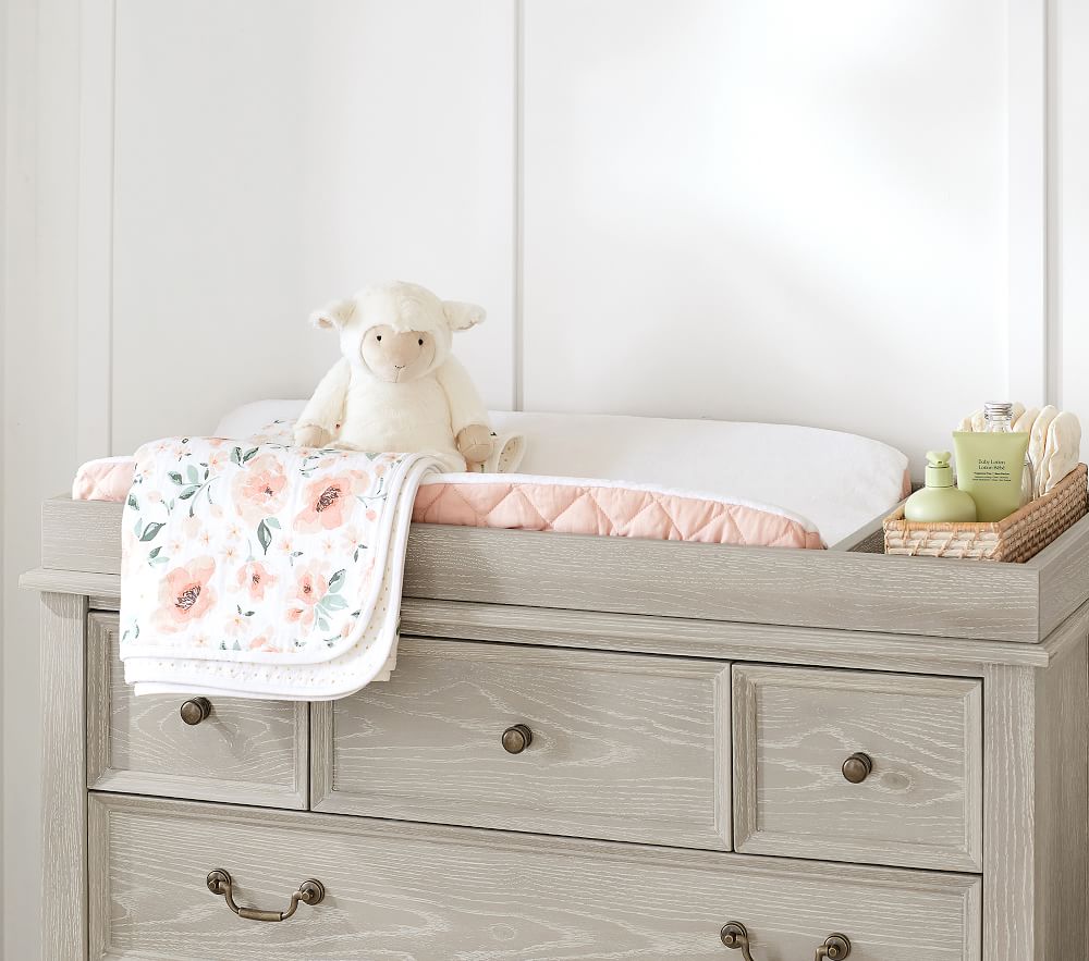 Changing table blanket clearance